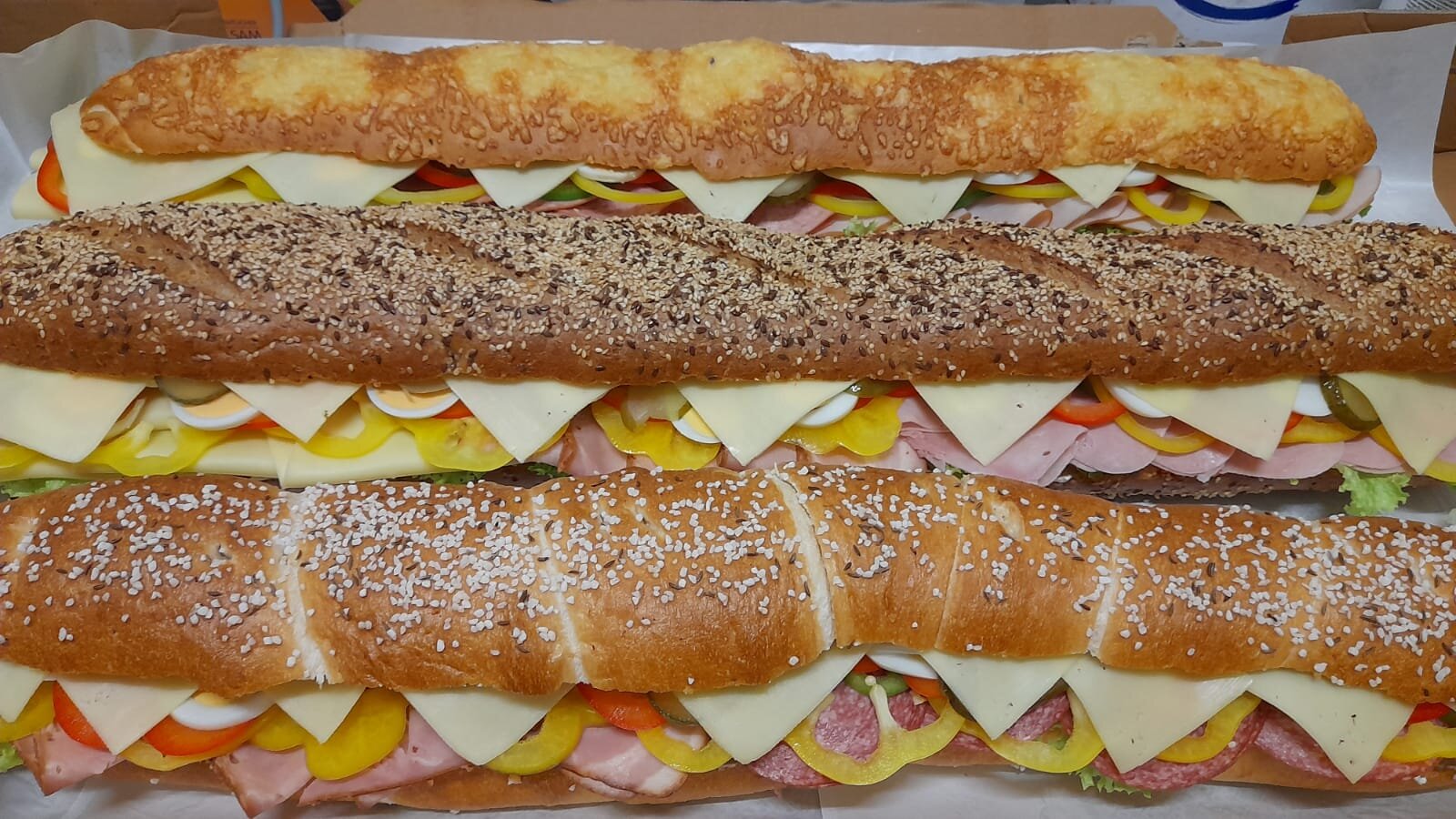 Belegte Baguettes von Bäckerei Steingläubl